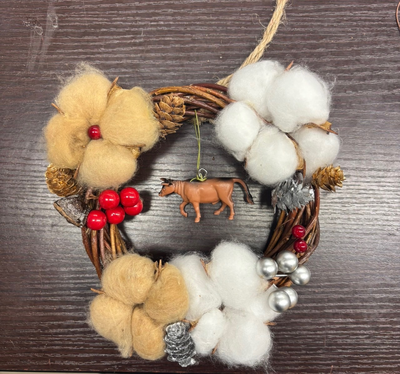 モーモーワーク。リース作り。リースの写真。